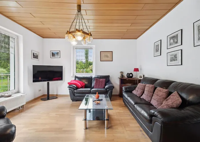 Ferienhaus Hennebacher Str. S *